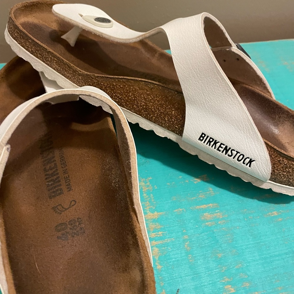 Size 40 white Birkenstock - EUC